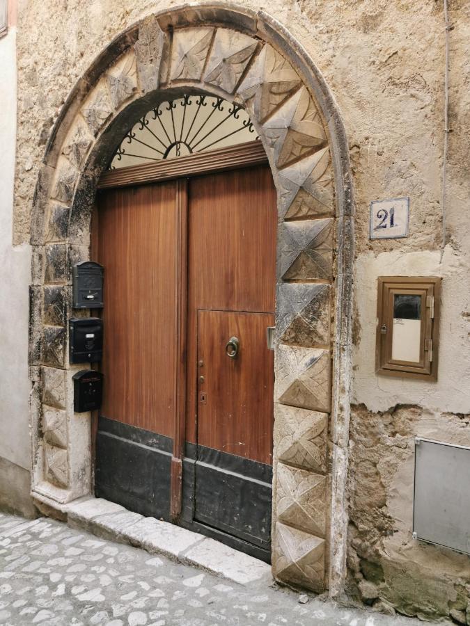 Casa D'Arte Vintage L&B - 170Metri Da Pepe In Grani Apartment Caiazzo Exterior photo